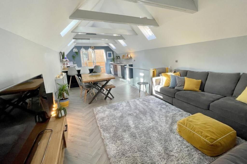 Bournecoast: Beautiful Two Bed Coach House-Hb5458 Βίλα Μπόρνμουθ Εξωτερικό φωτογραφία