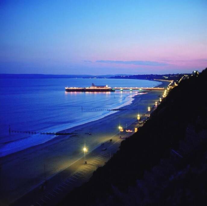 Bournecoast: Beautiful Two Bed Coach House-Hb5458 Βίλα Μπόρνμουθ Εξωτερικό φωτογραφία